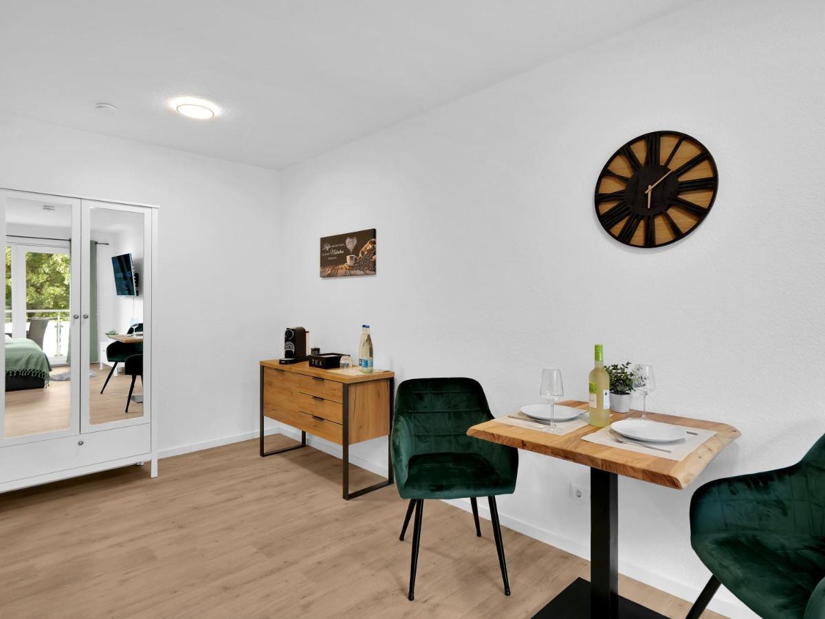 Inhome Studio Apartment - Kueche - Parken - Tv 슈바비슈할 외부 사진