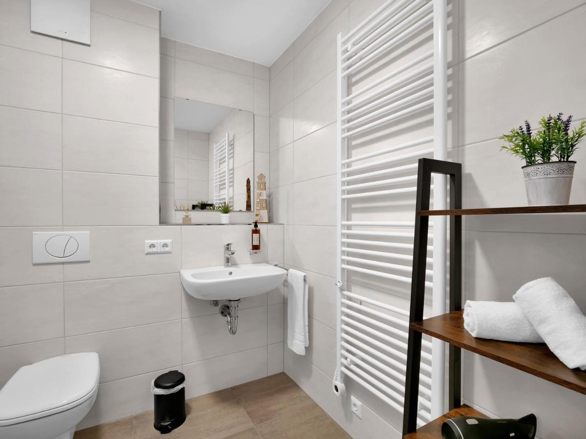 Inhome Studio Apartment - Kueche - Parken - Tv 슈바비슈할 외부 사진