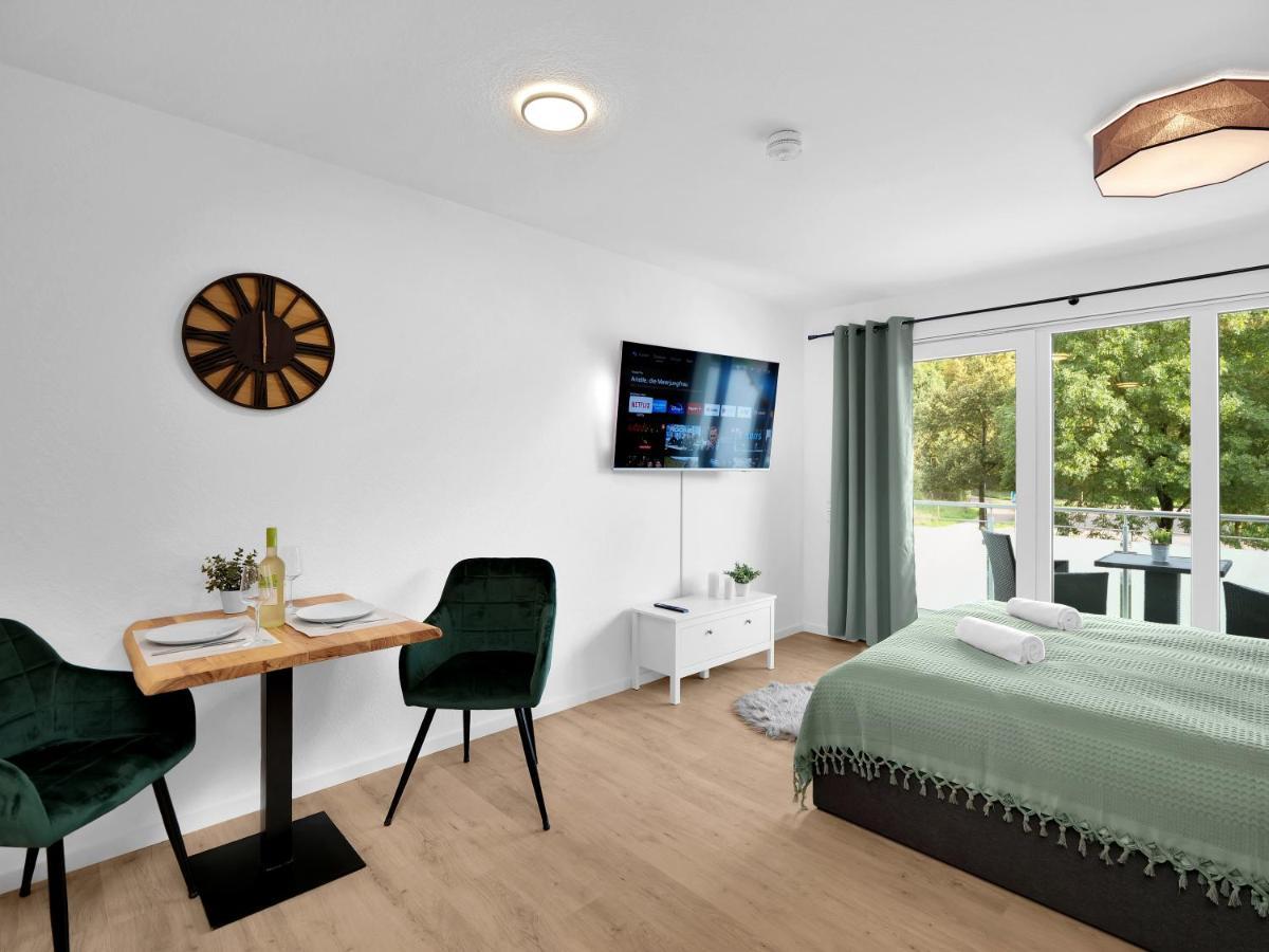 Inhome Studio Apartment - Kueche - Parken - Tv 슈바비슈할 외부 사진