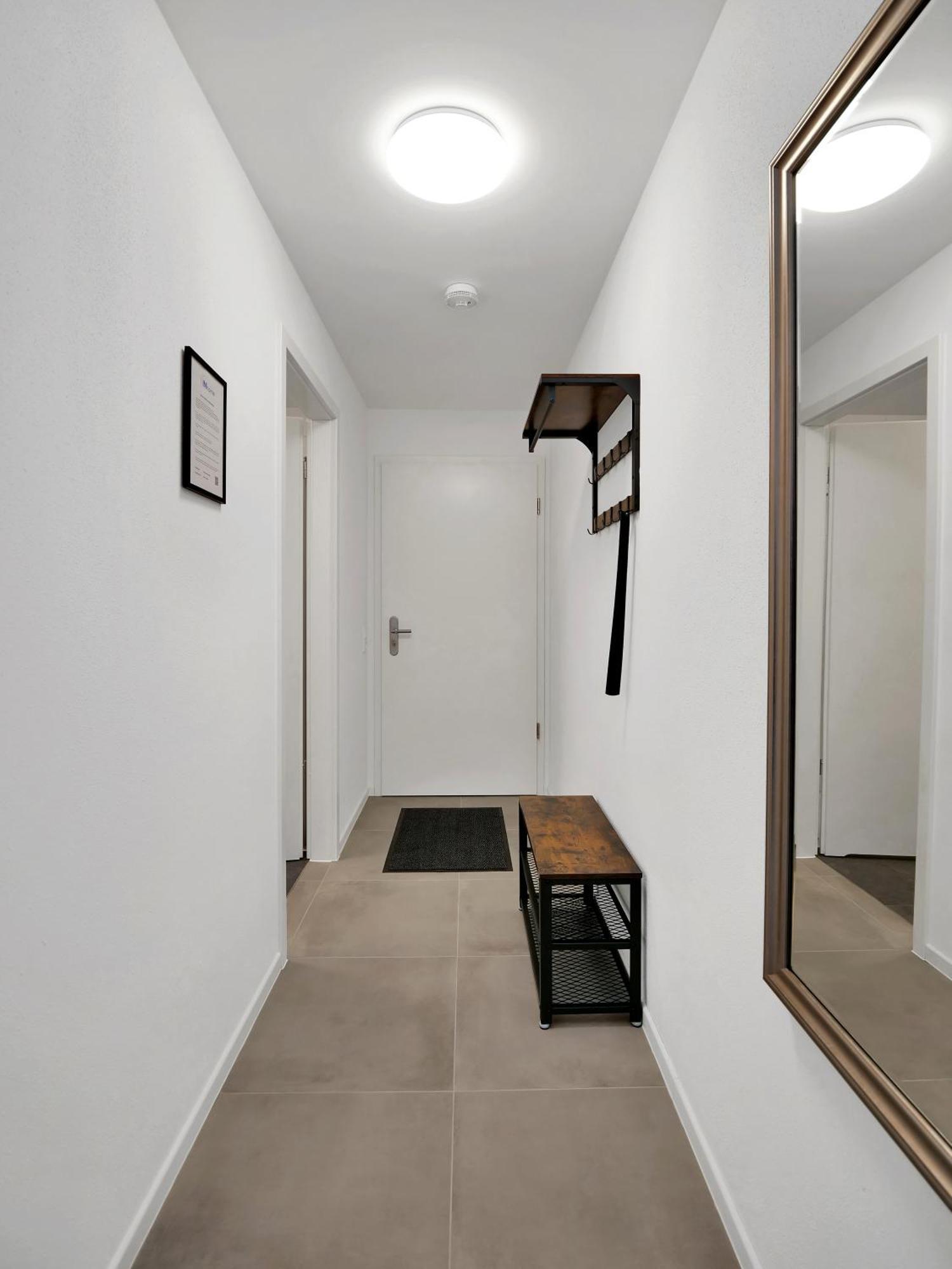Inhome Studio Apartment - Kueche - Parken - Tv 슈바비슈할 외부 사진